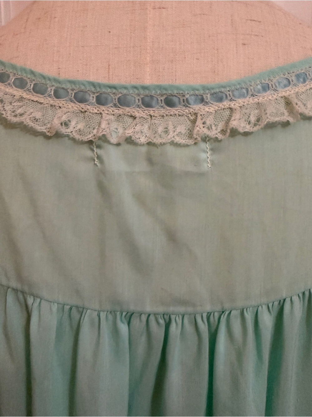 Melissa by Barbizon Vintage Light Aqua Nightgown with Delicate Lace Yoke Sz Med - Picture 7 of 17